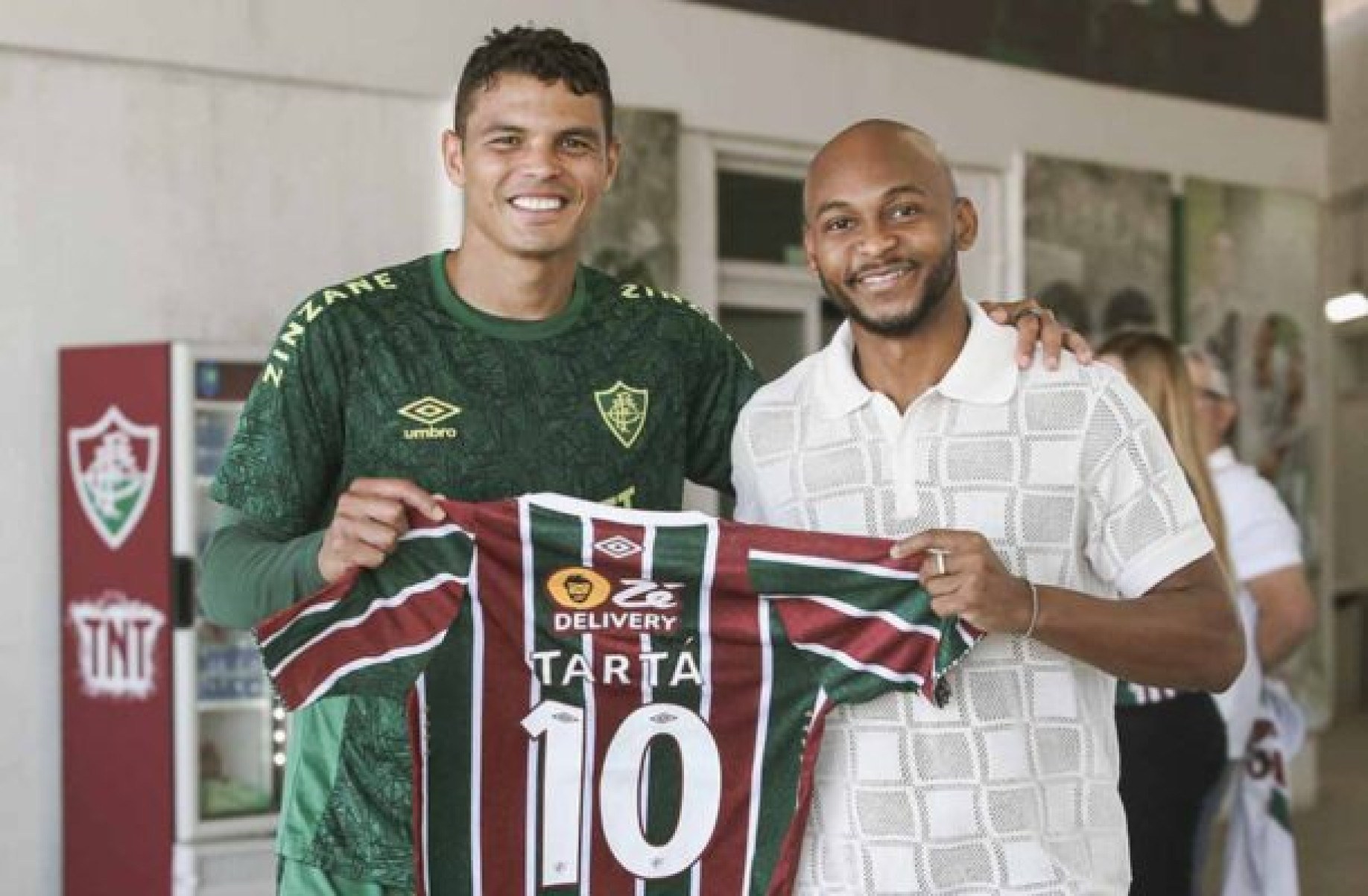 Campeão brasileiro pelo Fluminense, Tartá faz visita a ex-clube