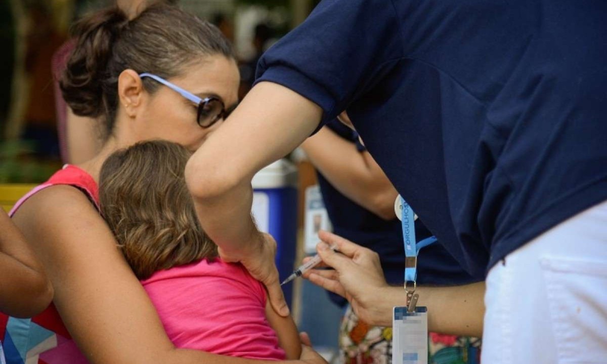 Contaminação por coqueluche pode ser prevenida pela vacinação -  (crédito: Tomaz Silva/Agência Brasil)