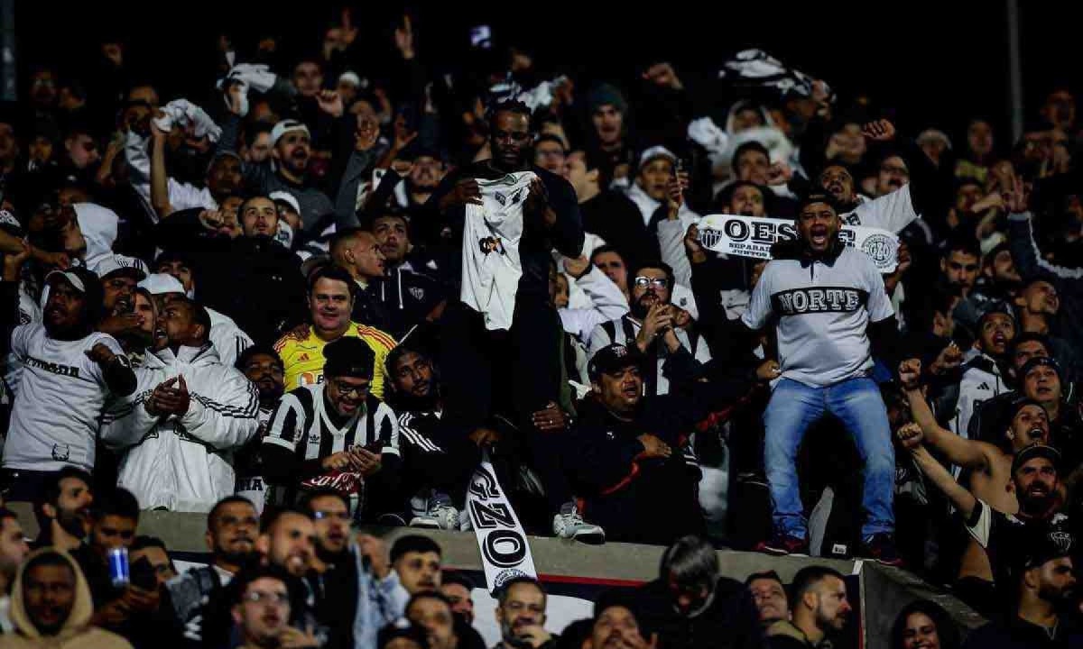 Torcida do Galo fez a festa no Morumbi, na vitória sobre o São Paulo por 1 a 0, pelas quartas de final da Copa do Brasil de 2024 -  (crédito: Pedro Souza/Atlético)