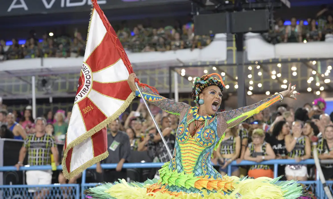 Escolas de samba do Rio apresentam hoje enredos para 2025 -  (crédito: EBC)