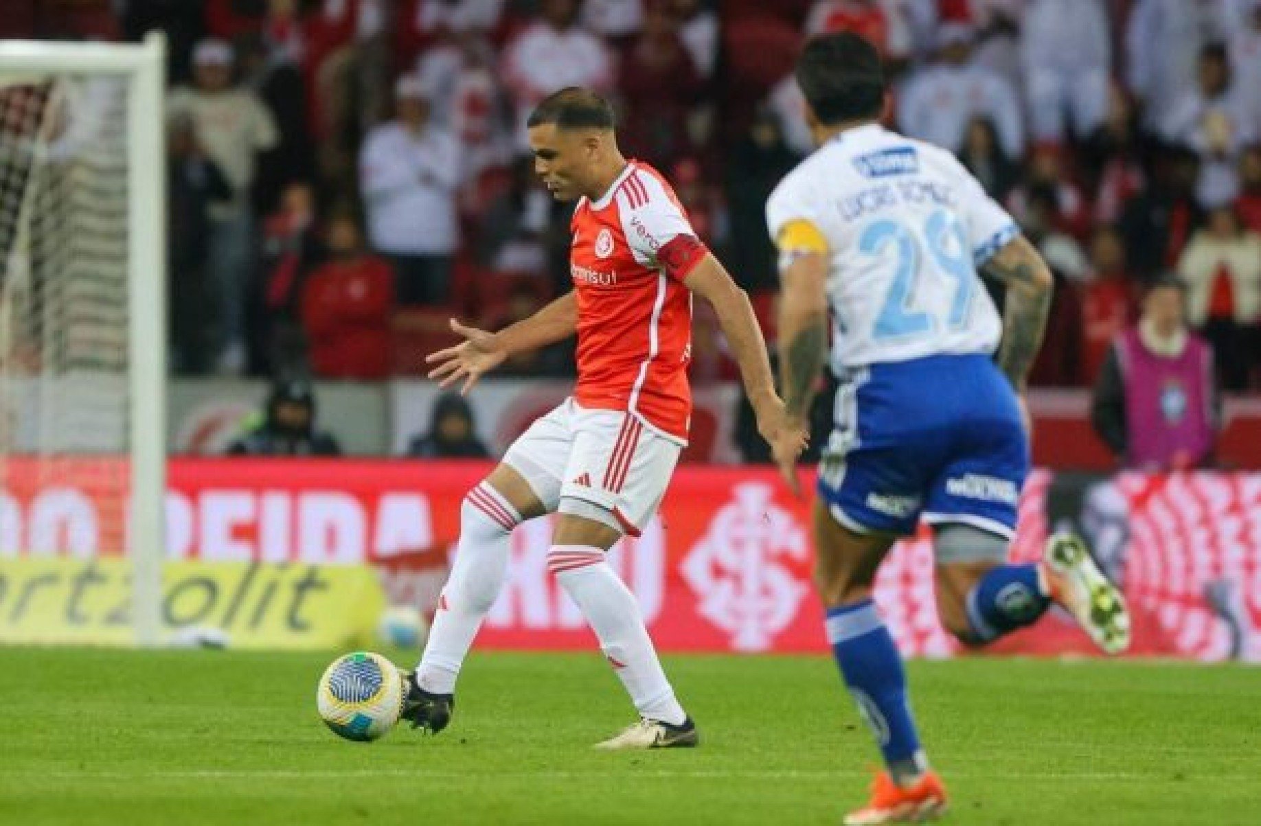 Com contrato no fim, Mercado desconversa sobre renovação com o Inter