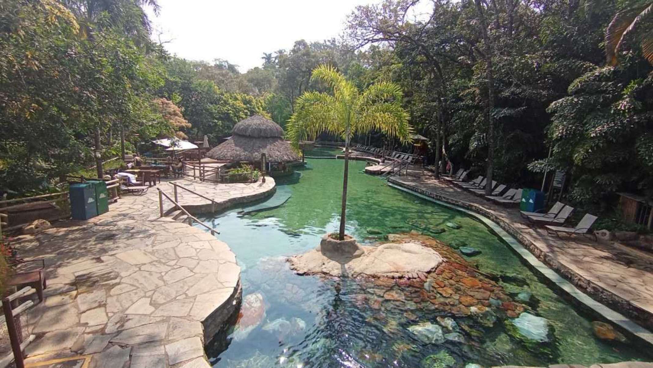 No coração do Brasil, Parque das Fontes é um paraíso de águas quentes