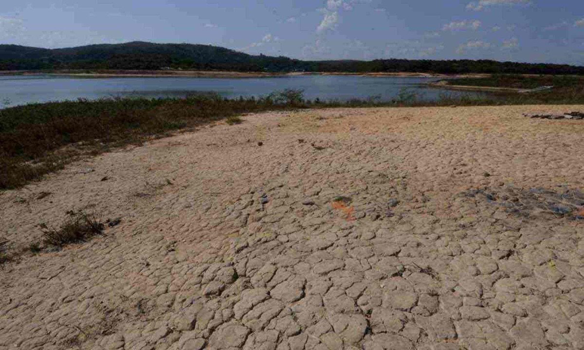 SECA - Vargem das flores na severa crise hídrica de 2015 -  (crédito: Beto Magalhães/EM/D.A Press - 21/1/15)