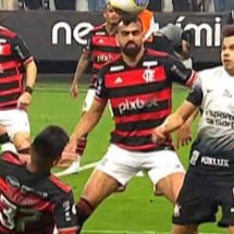 Flamengo não viu a cor da bola em Itaquera  -  (crédito: Foto: Reprodução/Globo)