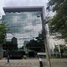 BH: banco deverá indenizar mulher trans por não adequar nome retificado - Google Street View / Reprodução