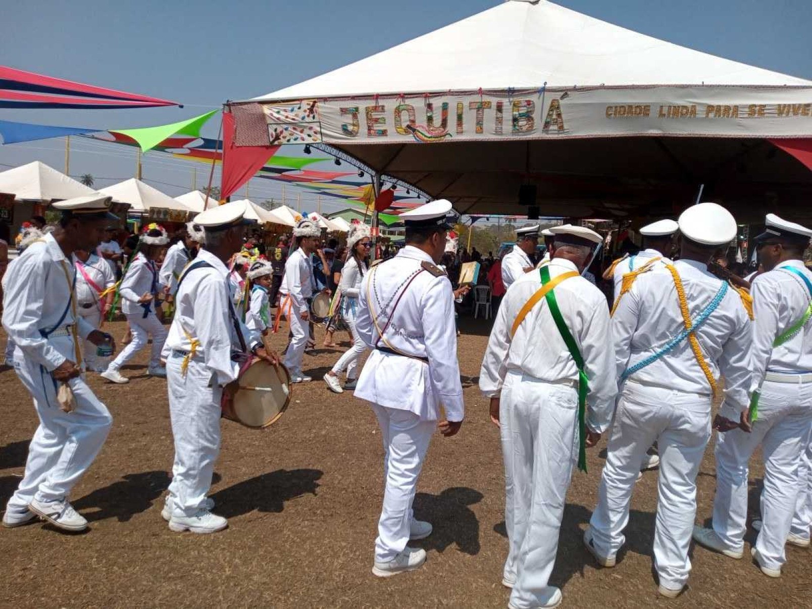  Genuína manifestação folclórica mineira, encontro da Guardas de Congo comove quem assiste     