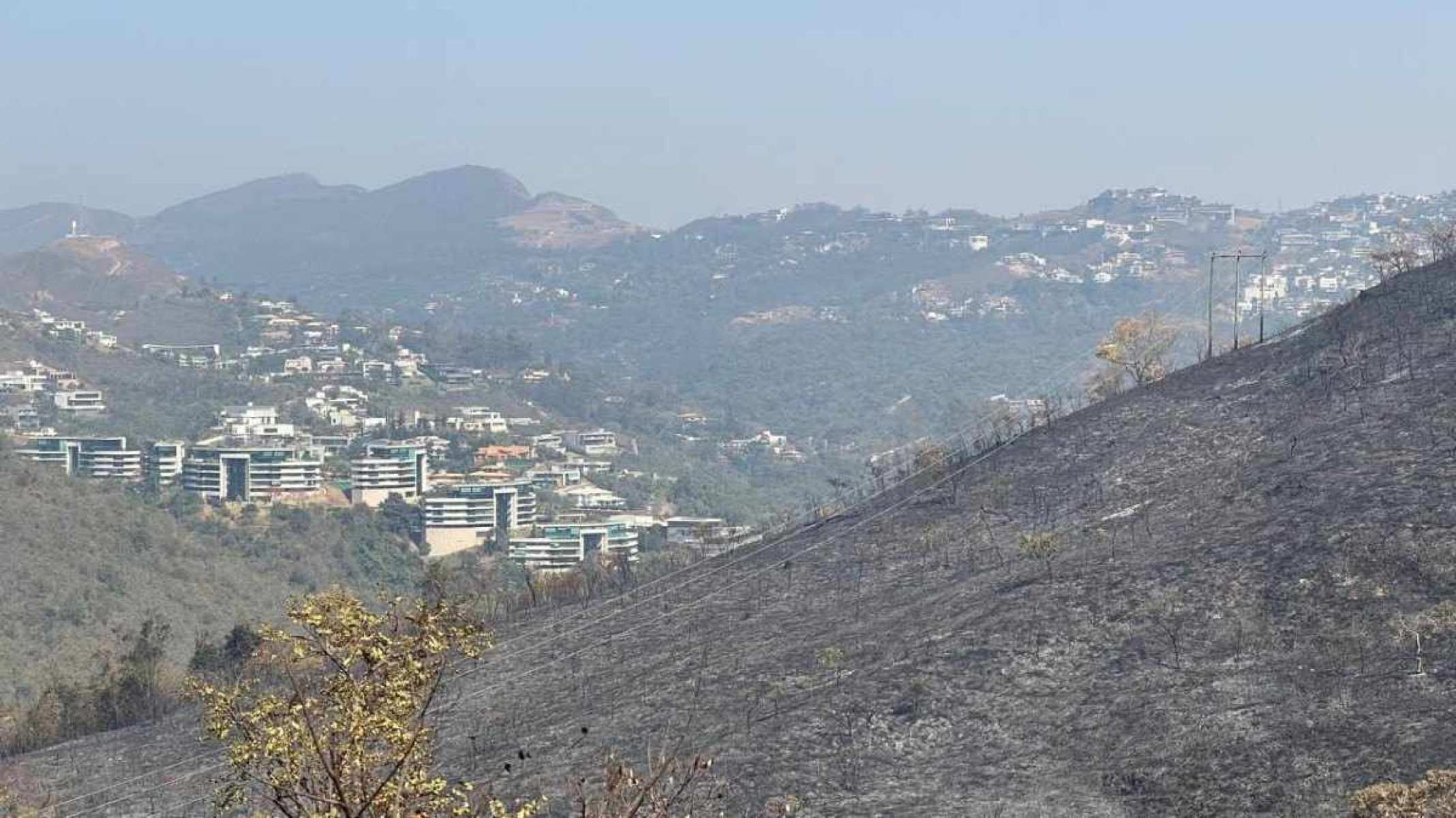 Incêndio em Nova Lima: moradores de condomínio relatam noite de medo