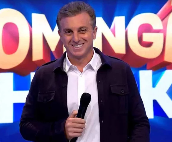 Um dos maiores comunicadores do país, Luciano Huck faz 53 anos - Reprodução de TV / Globo