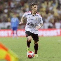 Varela em campo pelo Flamengo  -  (crédito: Foto: Adriano Fontes/Flamengo)