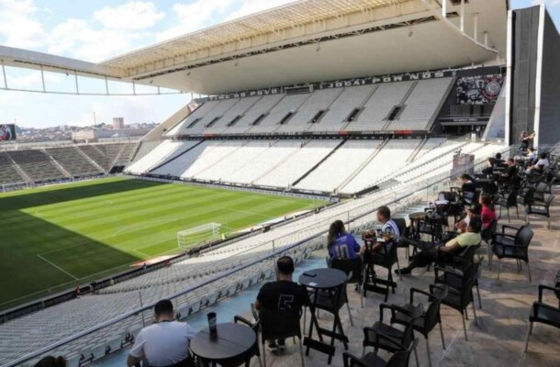 Camarote na Arena Corinthians espera lucro milionário com jogo da NFL