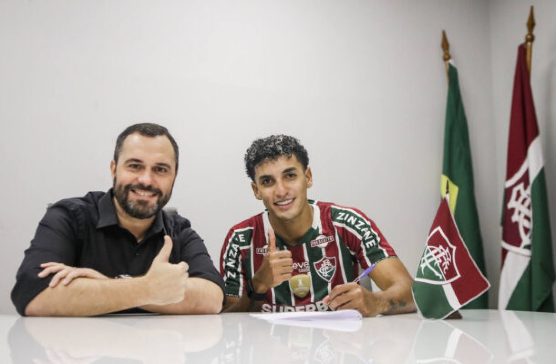 Com Gabriel Fuentes, Fluminense chega a sete estrangeiros no elenco