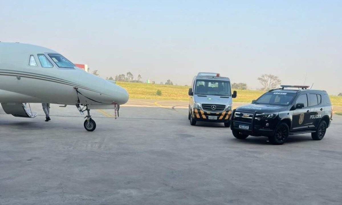 Aeronave do cantor Gusttavo Lima passava por manutenção no Aeroporto de Jundiaí -  (crédito: arquivo pessoal)