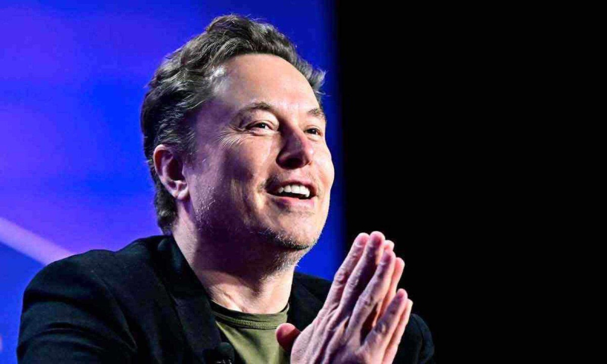 O bilionário Elon Musk sempre se coloca acima das autoridades governamentais -  (crédito: Frederic J. BROWN/AFP)