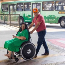 Viana relata problemas em viagem de ônibus e promete volta dos trocadores - Rafael Andrade/Divulgação