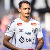 Weslley Patati não é mais jogador do Santos -  (crédito: Foto: Raul Baretta/ Santos FC)