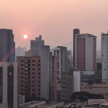 Sem trégua: fim de semana será de muito calor e baixa umidade - Benny Cohen/EM/DA Press