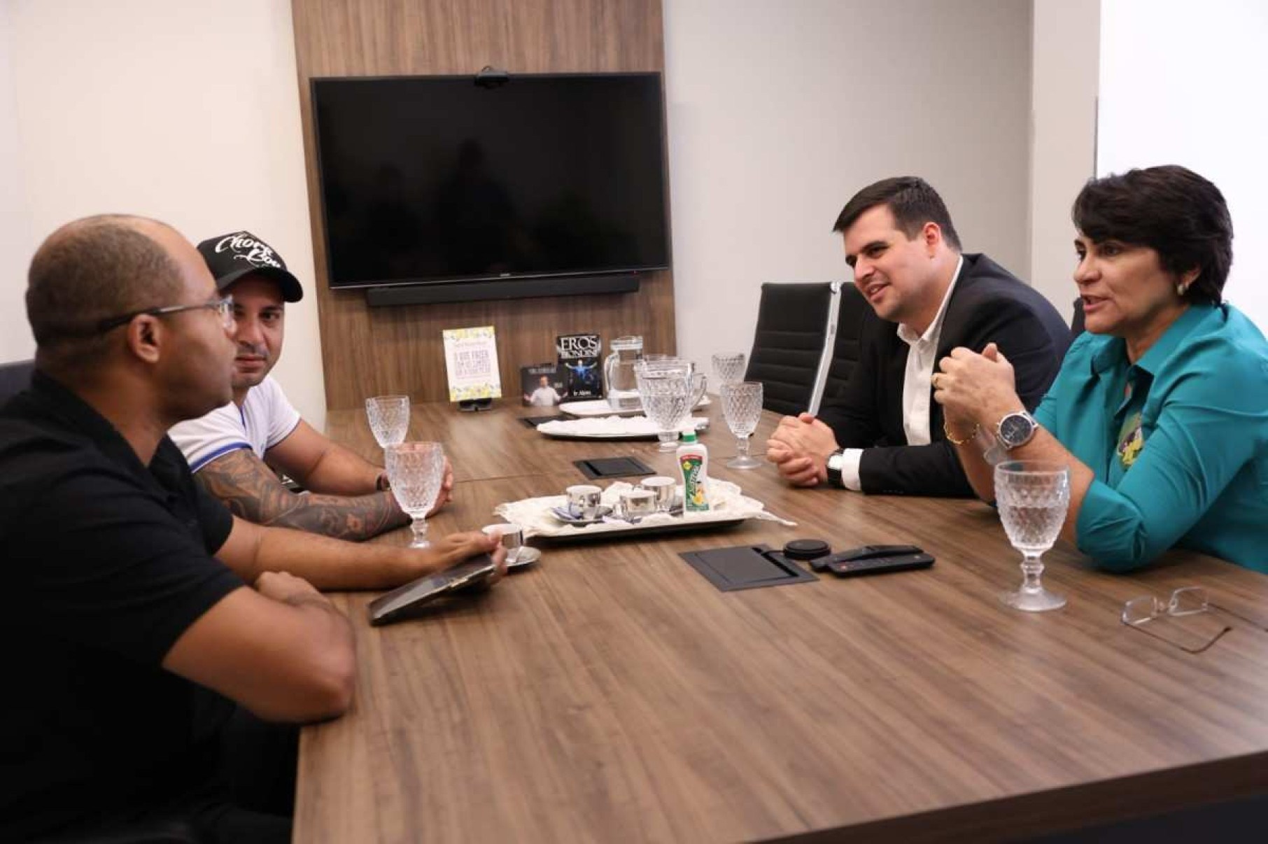 Candidato &agrave; Prefeitura de BH, Bruno Engler se reuniu com representantes da Guarda Municipal -  (crédito: Lucas Mendes/ Campanha Bruno Engler)