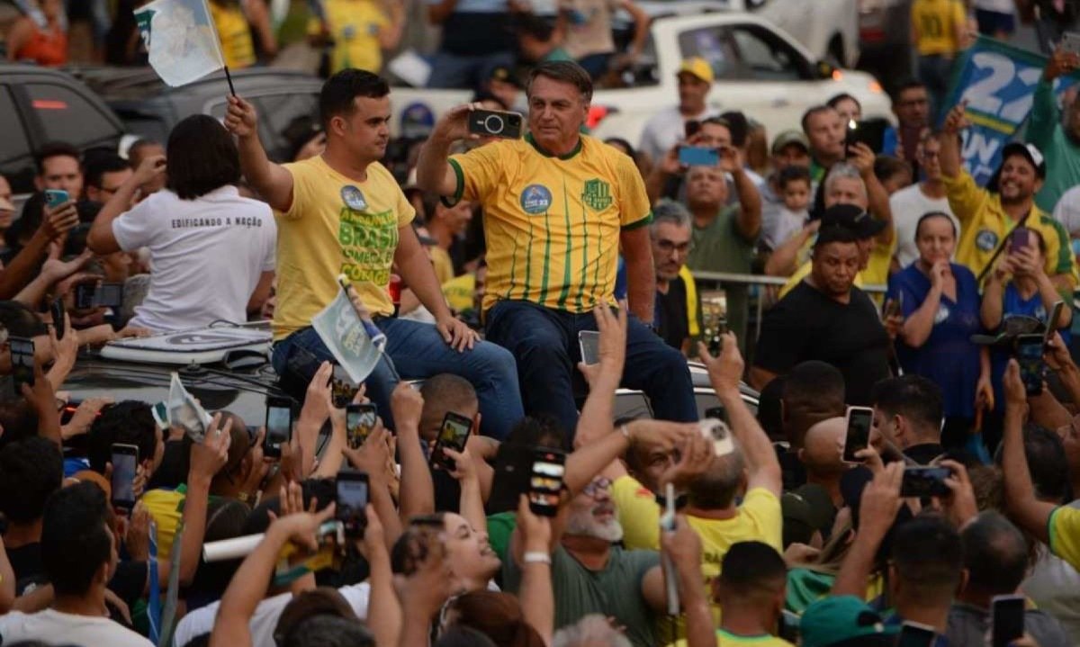 O ex-presidente Jair Bolsonaro esteve em Contagem, na Grande BH, na tarde desta quinta-feira (5/9) -  (crédito: Tulio Santos/EM/D.A. Press)