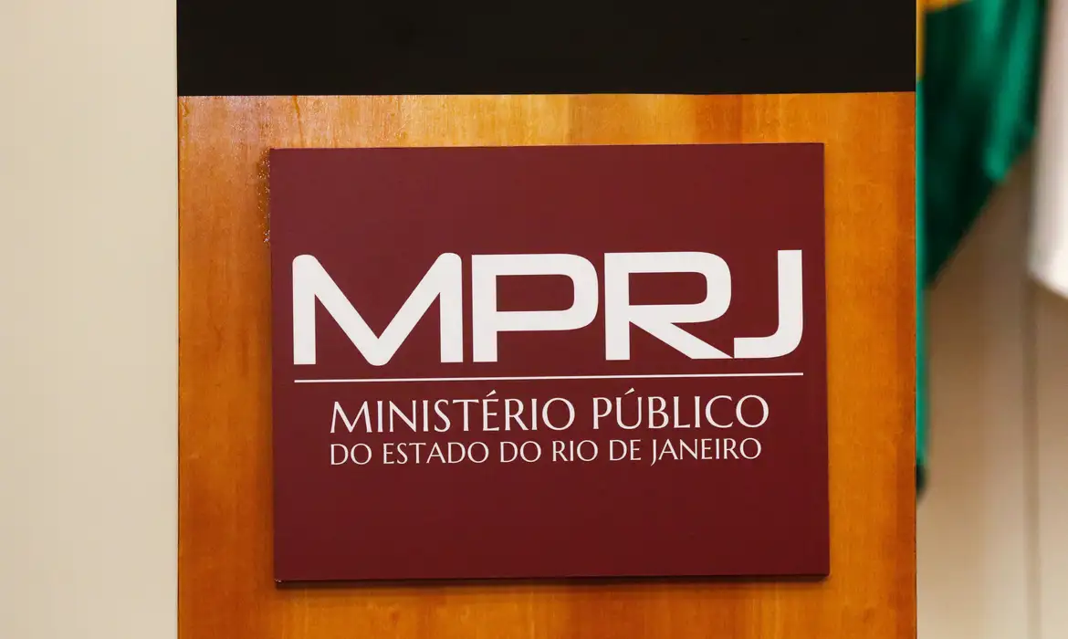 MP do Rio denunciou 58 policiais no primeiro semestre de 2024 -  (crédito: EBC)