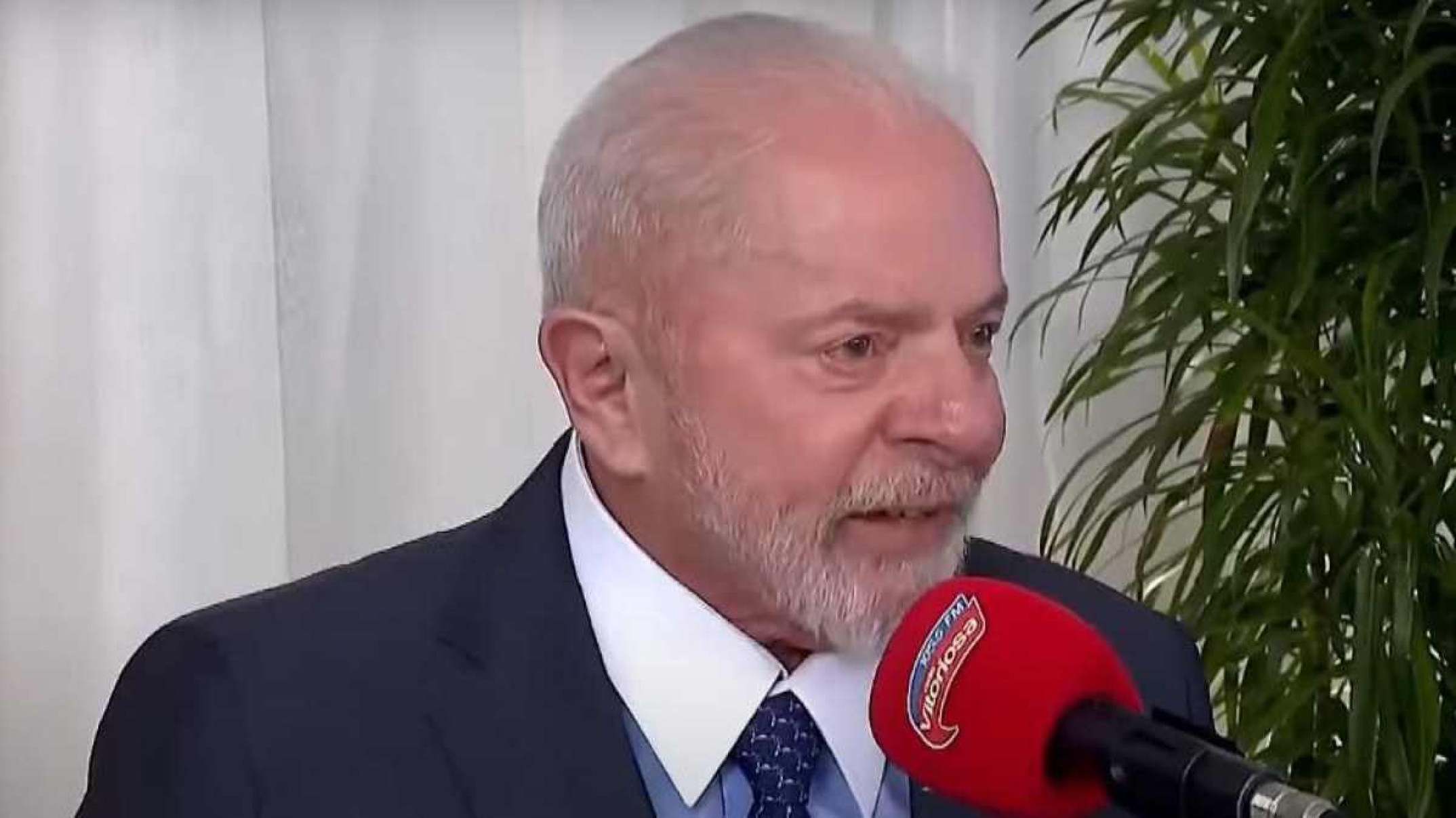 Lula em entrevista à rádio Vitoriosa, em Uberlândia -  (crédito: Divulgação/gov.br/PR)