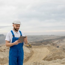 Brasil pode ir de 2% para 25% da produção mundial de lítio
 - DINO