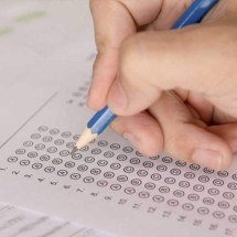 PUC Minas promove monitoria de redação e linguagens para vestibulandos -  Freepik 