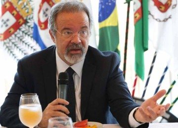 Presidente do Ibram, Raul Jungmann, diz que a mineração responsável é função econômica -  (crédito: Antônio Cruz/Agência Brasil – 17/05/17)