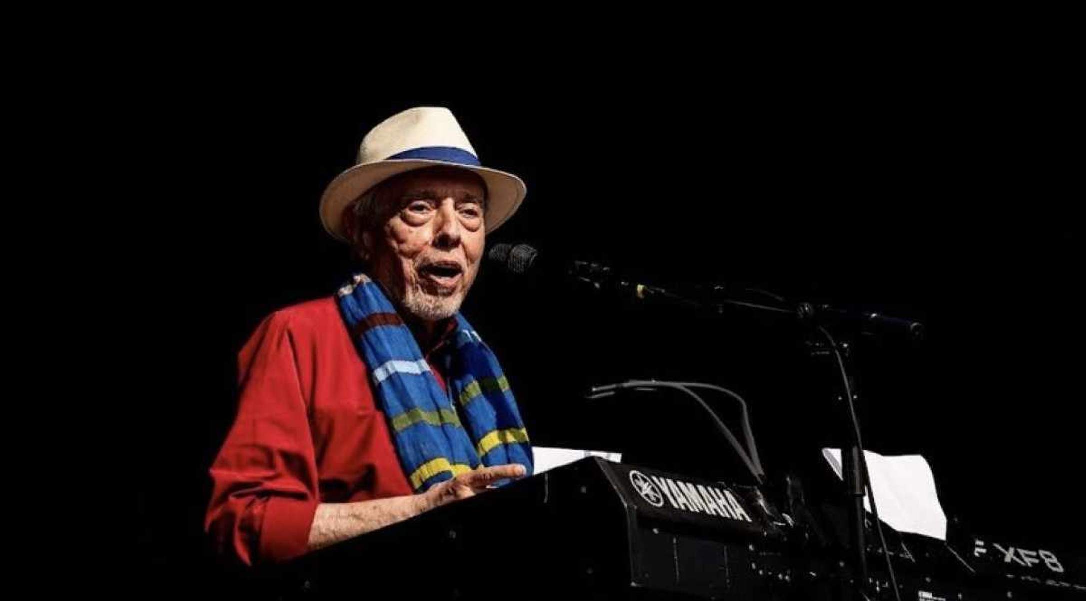 Sergio Mendes, expoente do samba-jazz, morre aos 83 anos