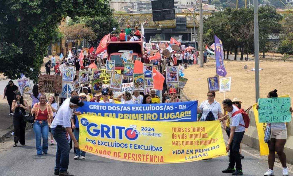 Grito dos Excluídos tomou as ruas de BH -  (crédito: Gladyston Rodrigues/EM/D.A Press)