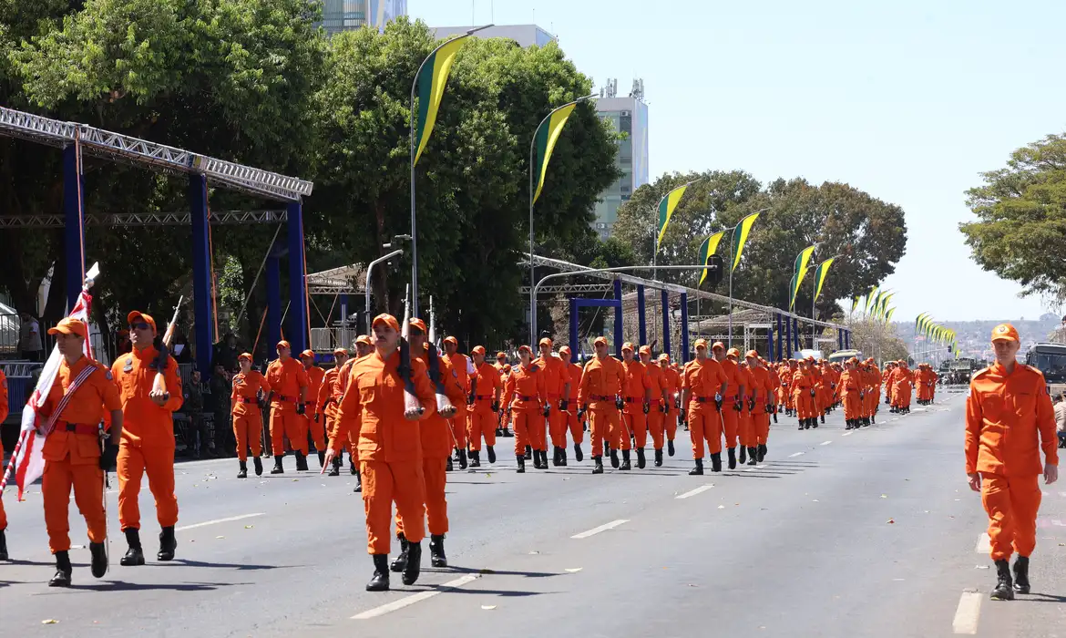 Esplanada pronta para a festa do 7 de Setembro em Brasília -  (crédito: EBC)