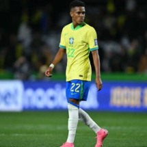  Brazil's forward Estevao react after winning the 2026 FIFA World Cup South American qualifiers football match between Brazil and Ecuador, at the Major Ant..nio Couto Pereira stadium in Curitiba, Brazil, on September 6, 2024. (Photo by Mauro PIMENTEL / AFP) (Photo by MAURO PIMENTEL/AFP via Getty Images)
     -  (crédito:  AFP via Getty Images)