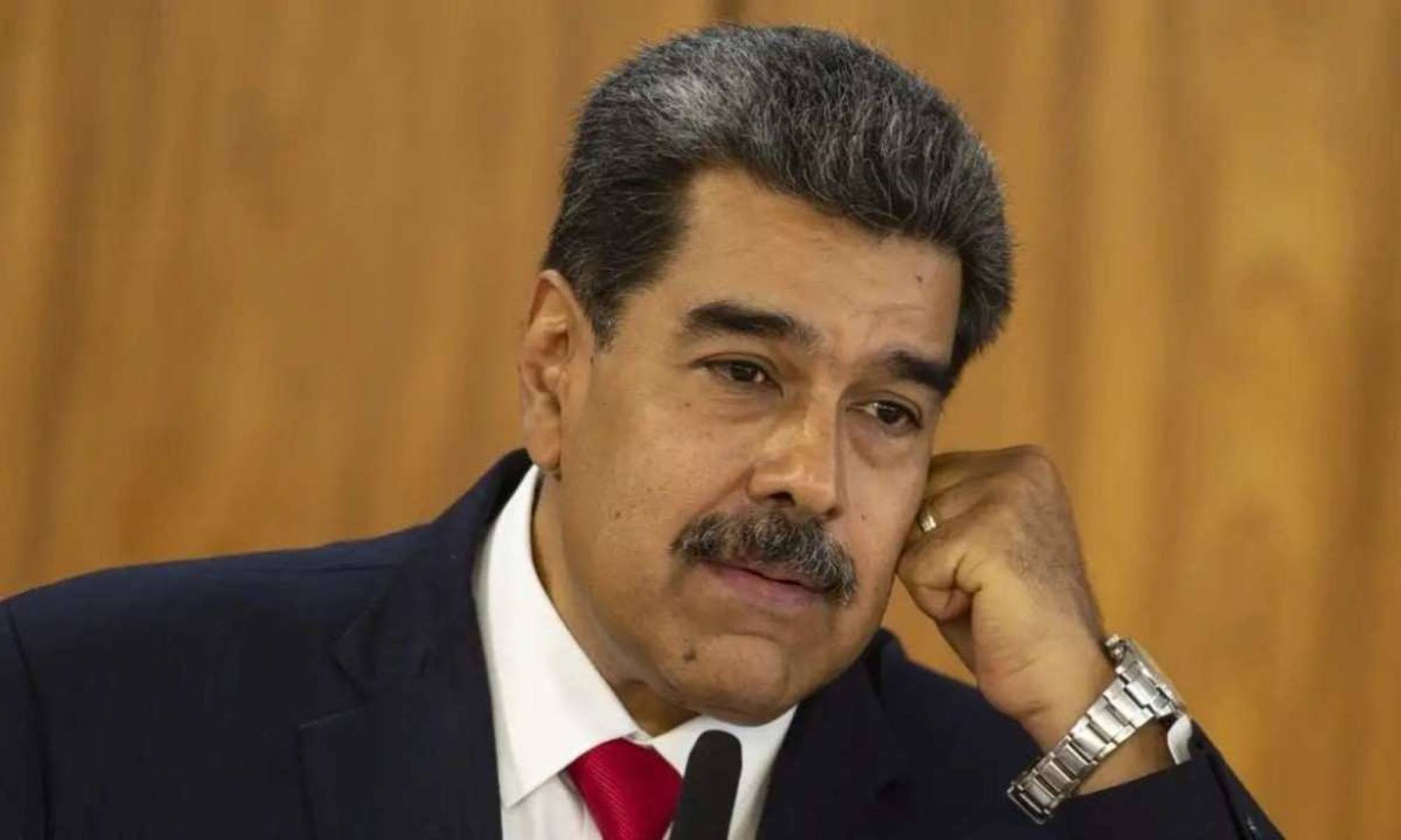 Forças da Venezuela, do presidente Maduro, encerraram o certo à embaixada argentina -  (crédito: Agência Brasil)