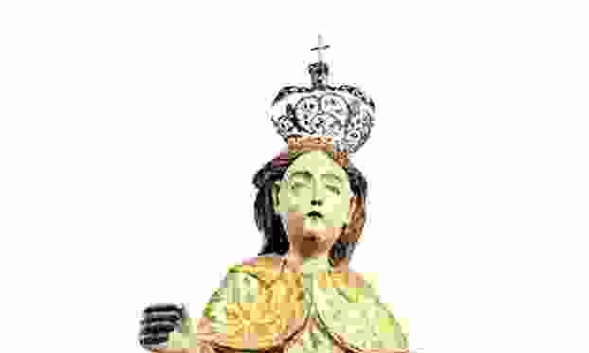A imagem de Nossa Senhora do Carmo foi resgatada depois de ter sido oferecida em um site de leilões -  (crédito: MPMG/Divulgação)