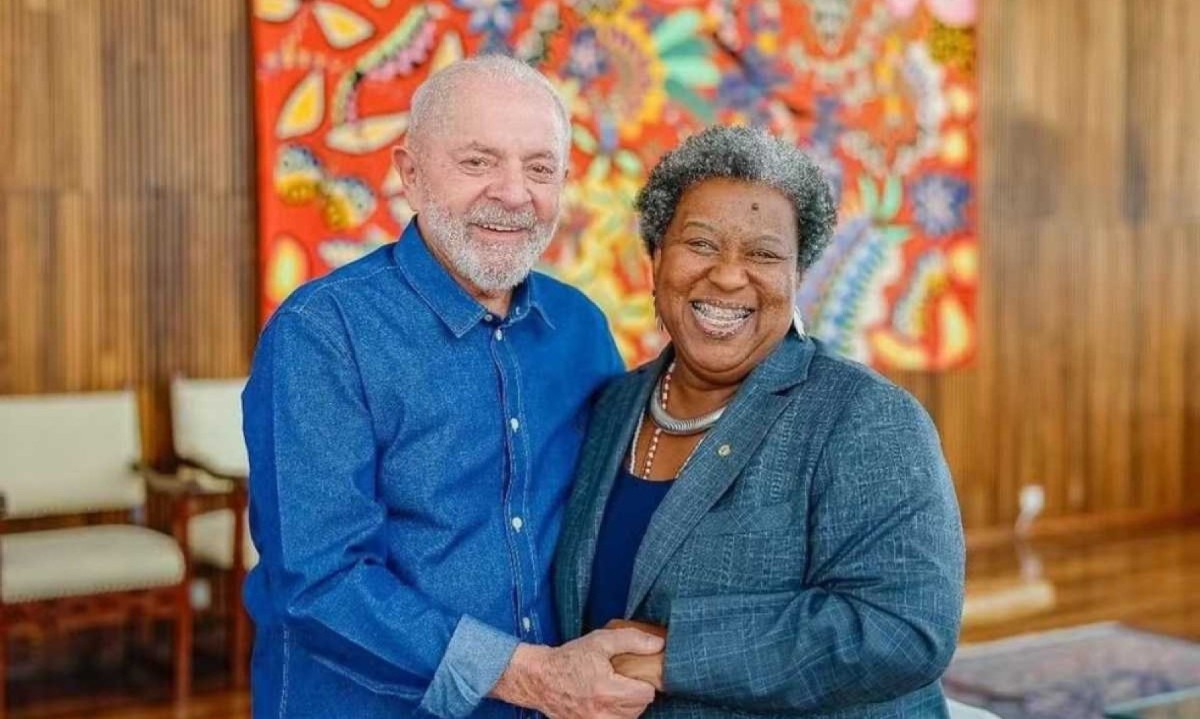 Lula convida Macaé para o cargo de ministra -  (crédito: RICARDO STUCKERT/PR)