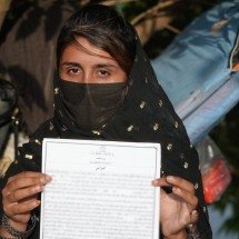 Como Talebã está forçando mulheres divorciadas a voltar com ex-maridos - BBC