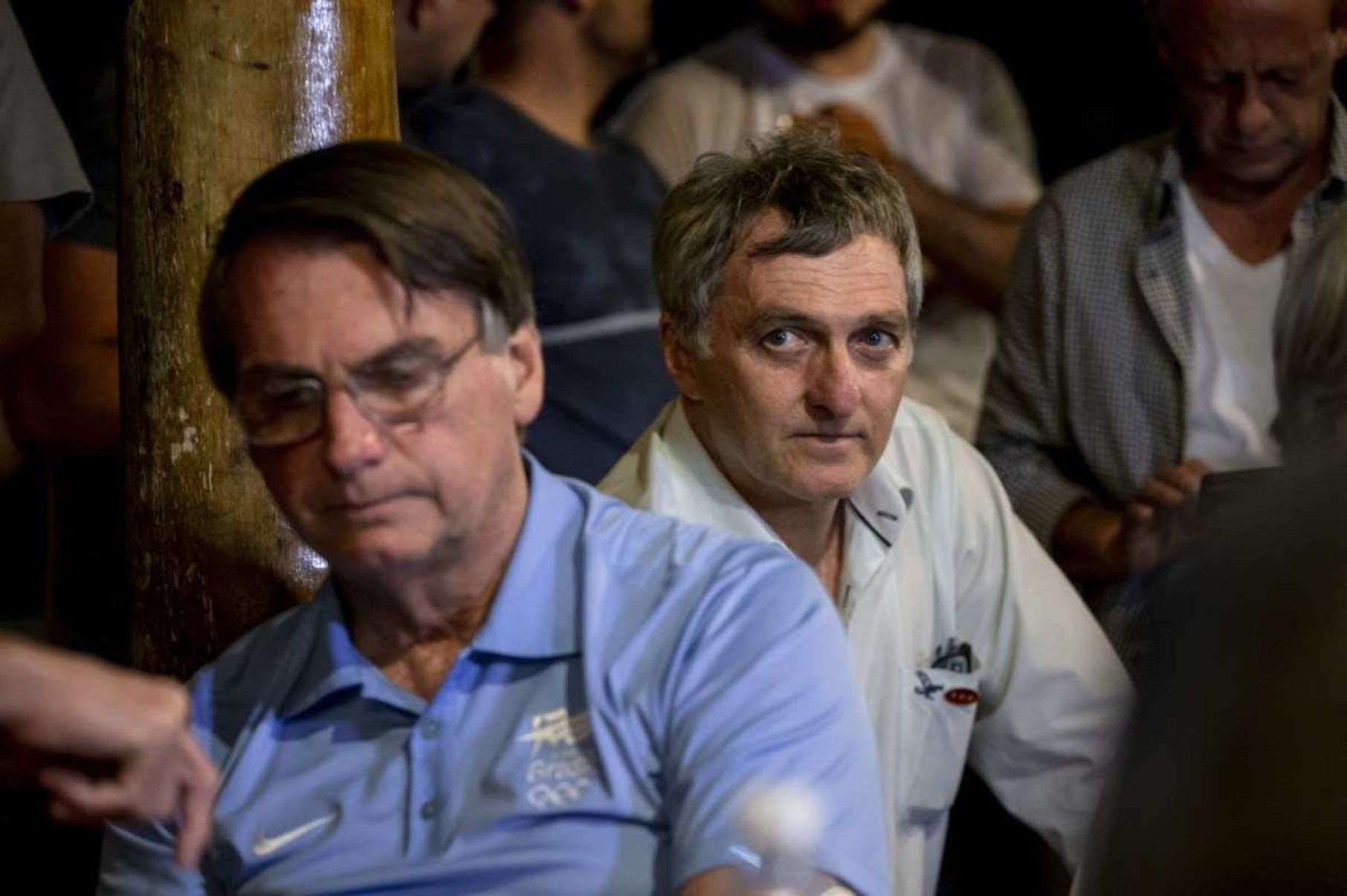Irmão de Bolsonaro é candidato a prefeito sem apoio da base bolsonarista