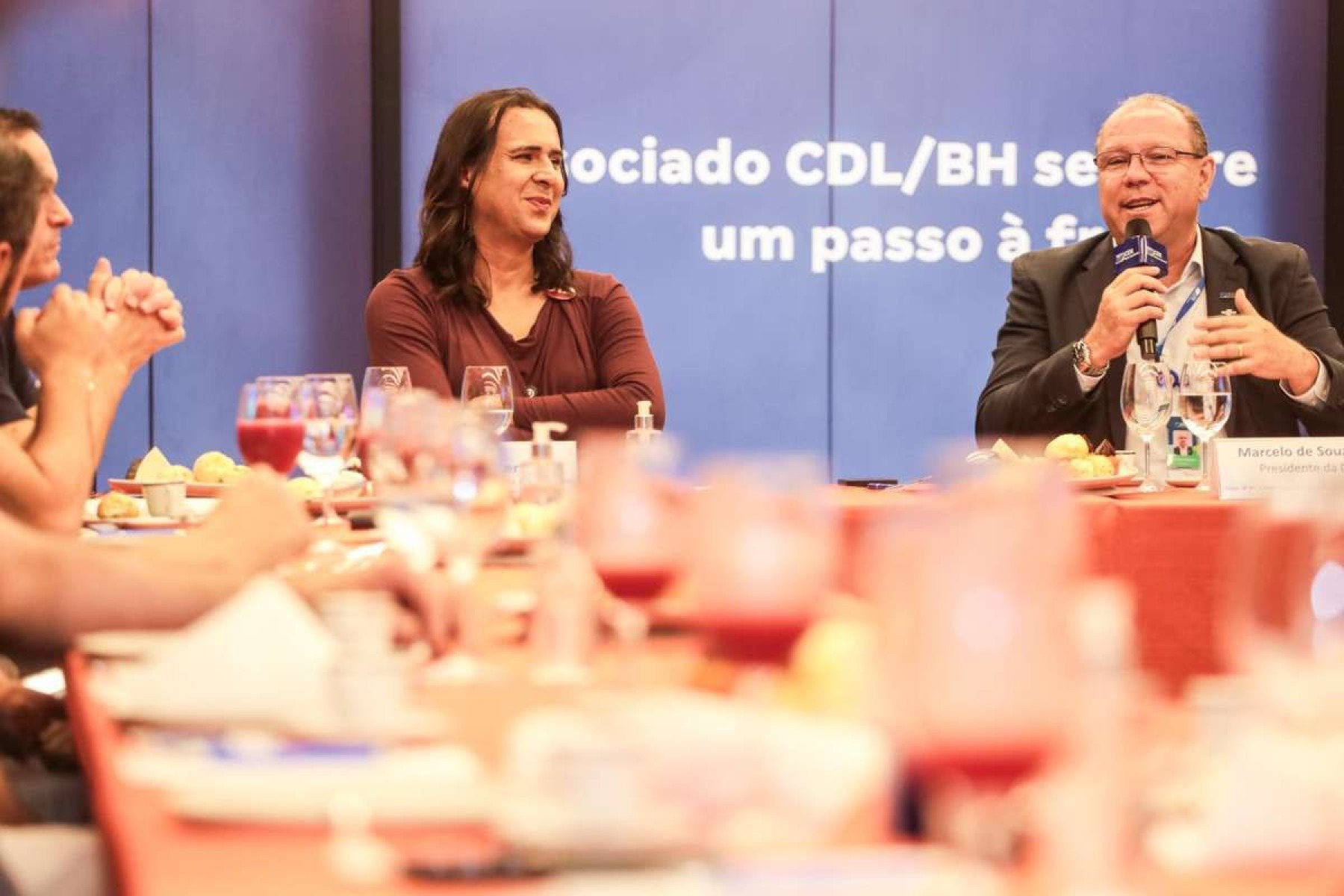 Candidata Duda Salabert diz que irá refinanciar dívida de comerciantes com a prefeitura para que possam investir em seus negócios -  (crédito: Cadu Passos/Campanha Duda Salabert)