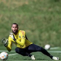 Everson comemora quatro anos de Atlético  -  (crédito: Foto: Pedro Souza / Clube Atlético Mineiro)