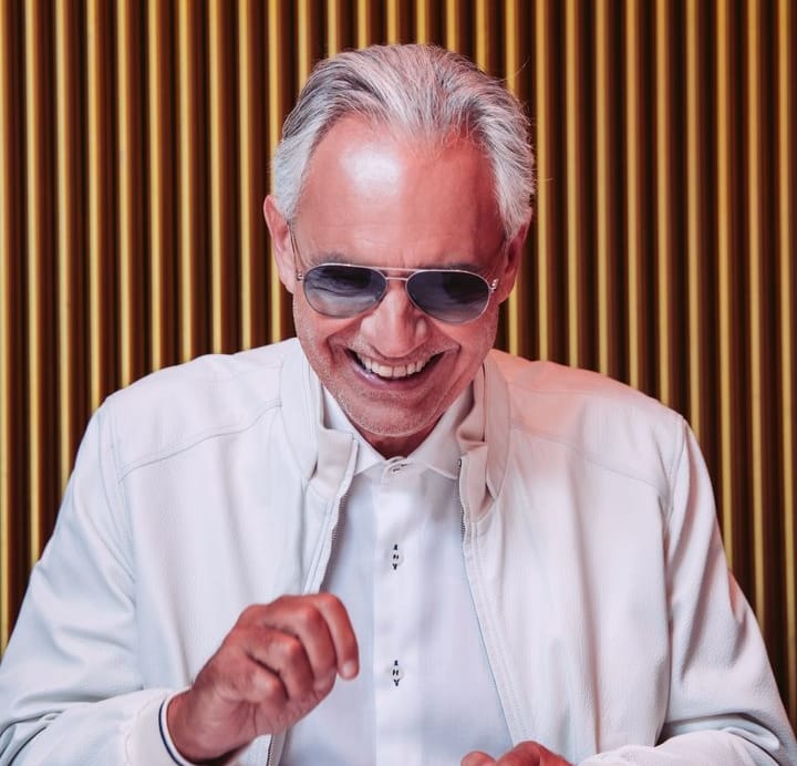 Andrea Bocelli relembra acidente que o deixou cego