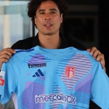 Guillermo Ochoa se apresenta em novo clube e define futuro -  (crédito:  - Foto: Divulgação/AFS Vila das Aves)