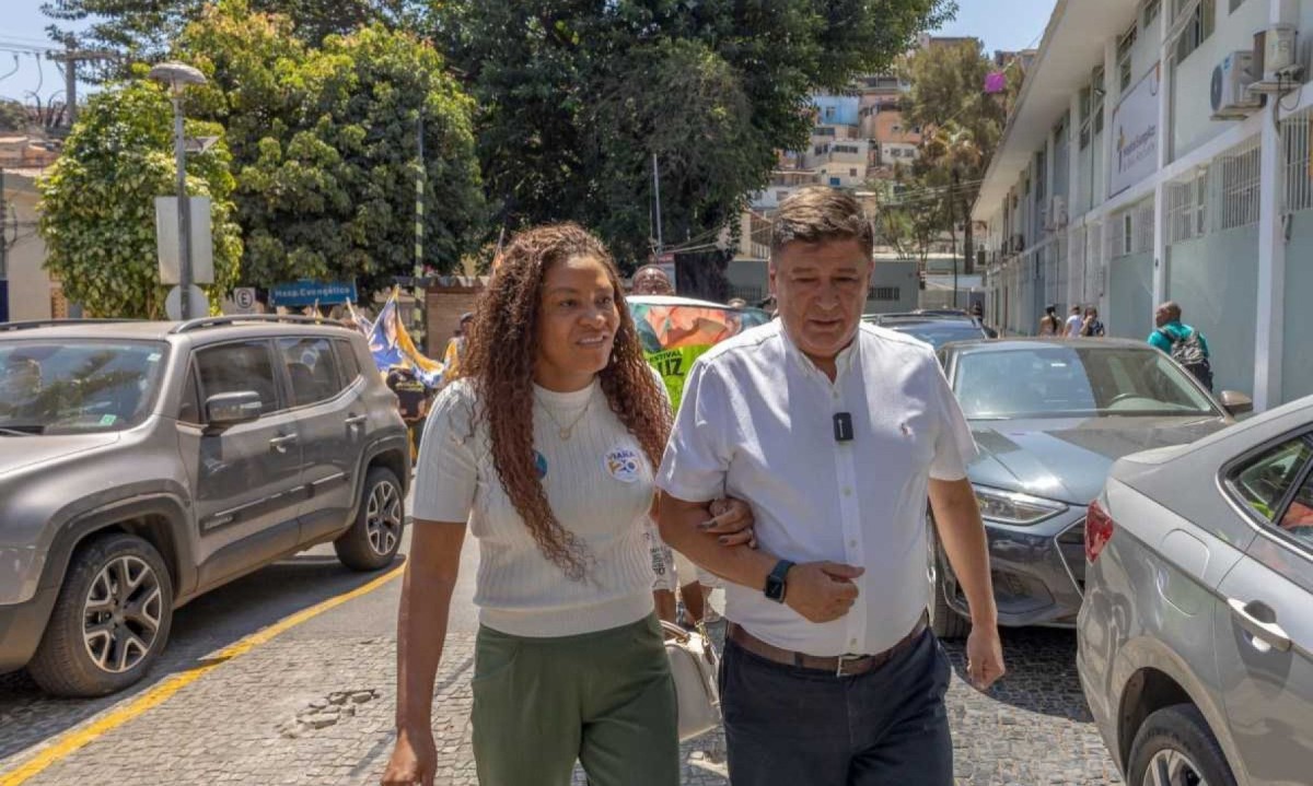 Carlos Viana visitou o Hospital Evangélico de Belo Horizonte nesta quinta-feira -  (crédito: Rafa Andrade/Campanha Carlos Viana)