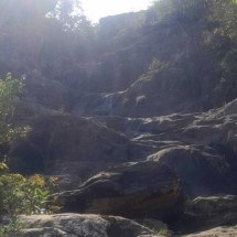 Cachoeira na Estrada Real de Minas seca devido ao longo período de estiagem