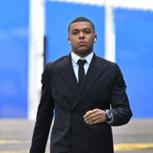 Kylian Mbappé atualmente defende o Real Madrid -  (crédito: Foto: Thomas Coex/AFP via Getty Images)