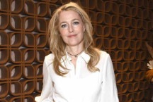 Gillian Anderson: 'Fiquei surpresa com a vergonha de compartilhar fantasias sexuais'