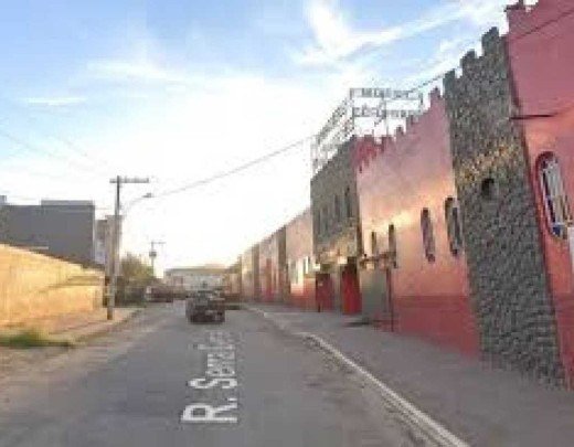 Programa não cumprido por travesti termina em confusão