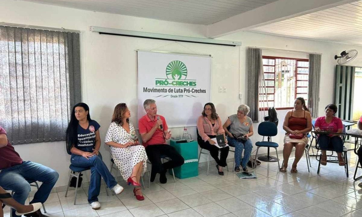 O candidato à PBH pelo PT, Rogério Correia, apresentou suas propostas para creches e EMEIs de BH -  (crédito: Fernanda Tubamoto/EM/D.A Press)