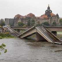 Ponte desaba em rio na Alemanha - Odd ANDERSEN / AFP