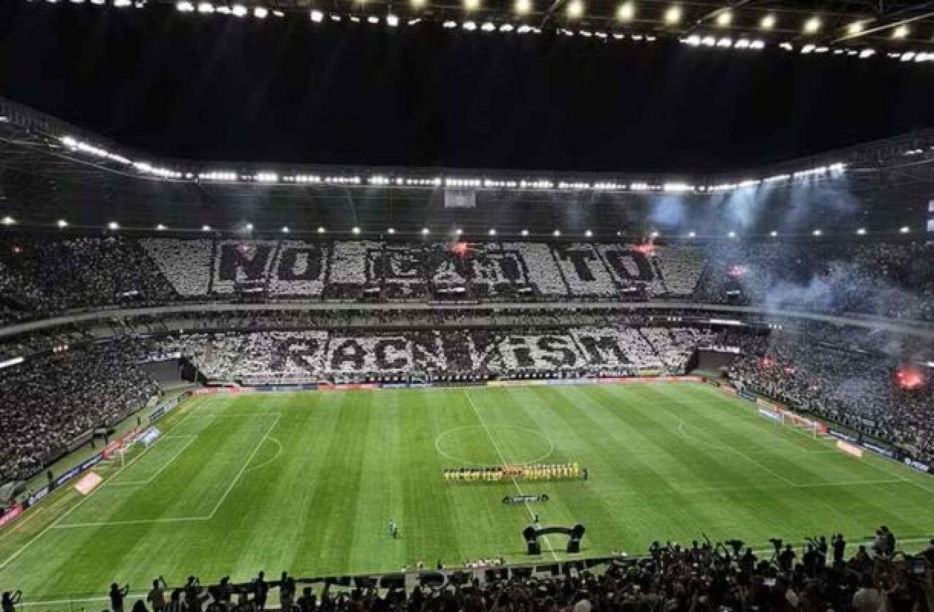 Torcida do Atlético esgota ingressos para jogo contra o Fluminense