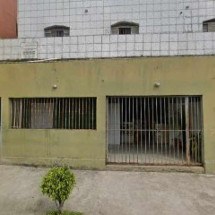 BH: homem é assassinado com tiros na cabeça na mesa de bar  - Google maps