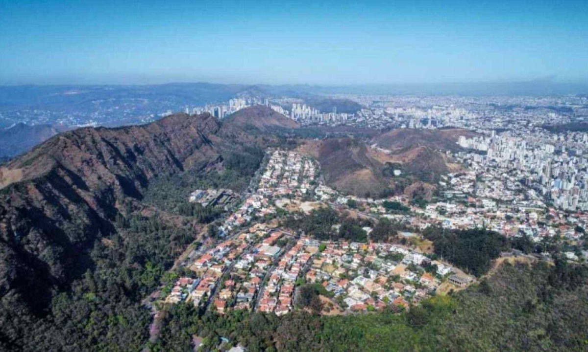 O tempo quente e seco continua prevalecendo neste domingo (15/9), em Belo Horizonte -  (crédito: Leandro Couri/EM/D.A Press)